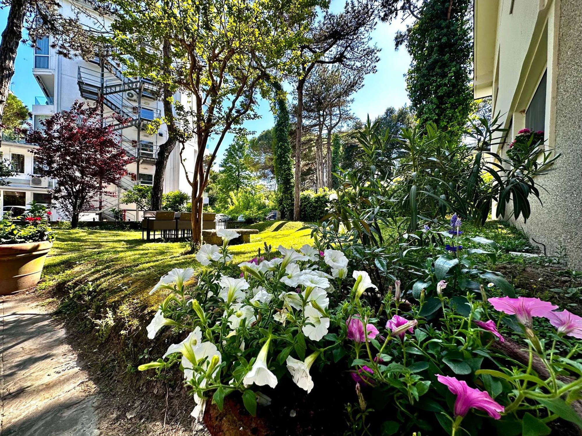 Villa Greif Pineta Lignano Sabbiadoro Exteriér fotografie
